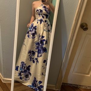 Dillards Prom Dress- Size 3 only worn once